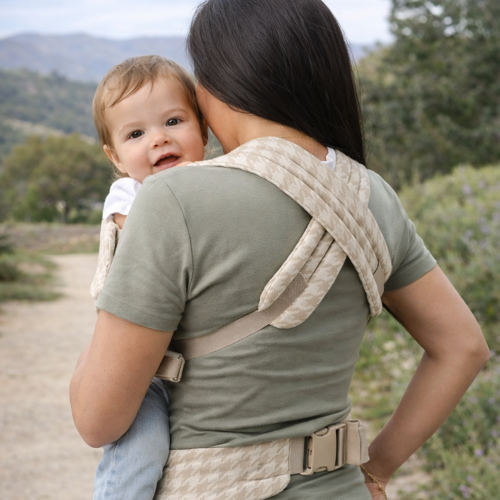 Devora Lightweight Breathable Baby & Infant Carrier