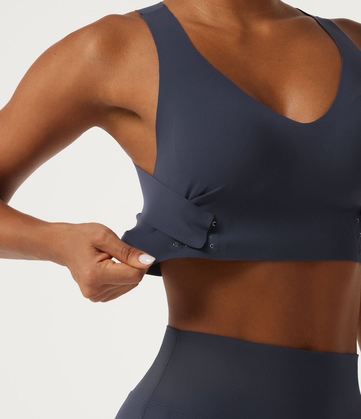 Light Support V-Neck Quick Dry Running Sports Bra