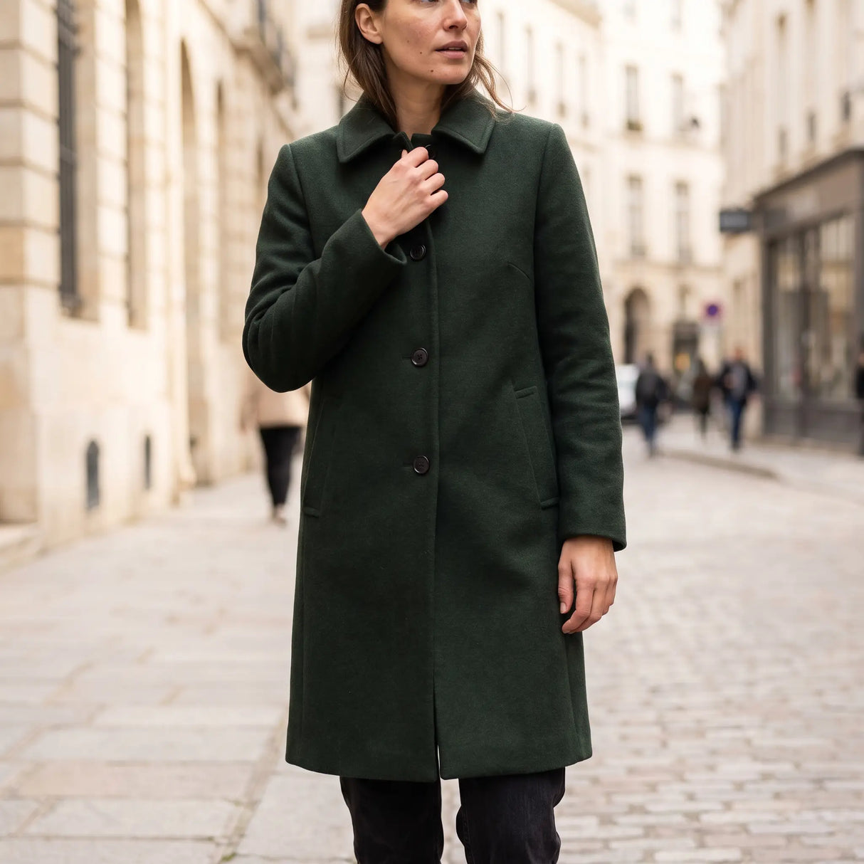 Women's Wool-Blend Coat Dark Green - city street