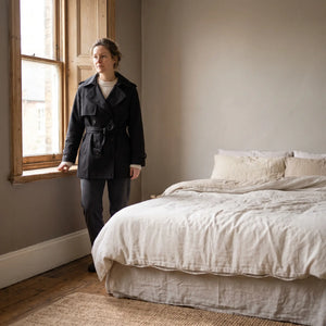 Women's Double-Breasted Short Trench Coat - Black - bright bedroom