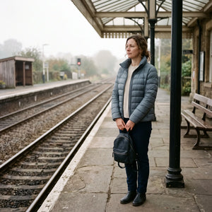 Women's Down-Feel Puffer Coat - Grey Blue - station platform